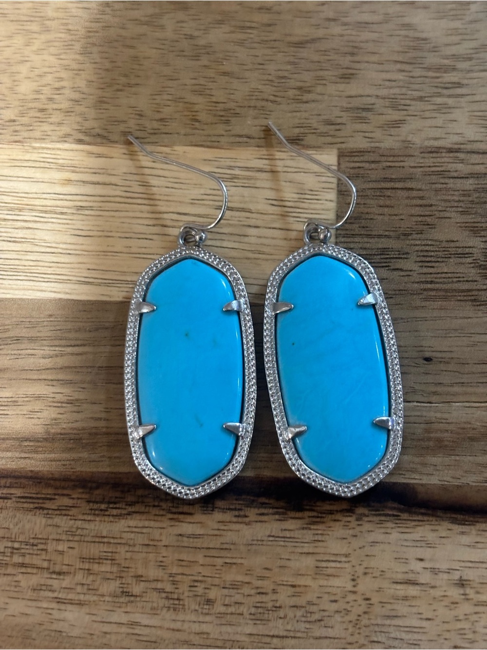 Kendra Scott Elle Earrings with Turquoise Stone and silver hardware